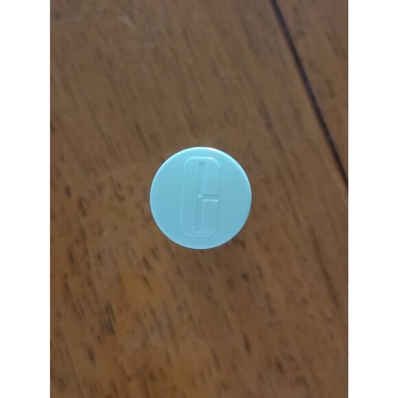 Clinique Different Lipstick In Raspberry Glace Green‎ Tube Discontinued NEW - Picture 4 of 5